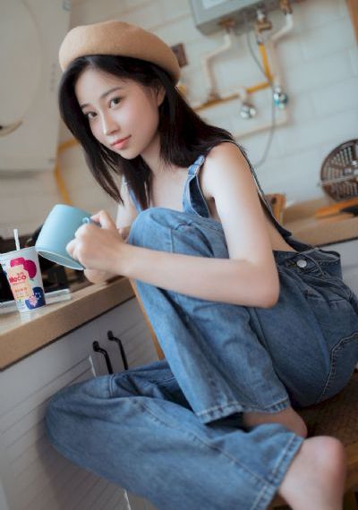 涩涩久久久_720电影免费在线